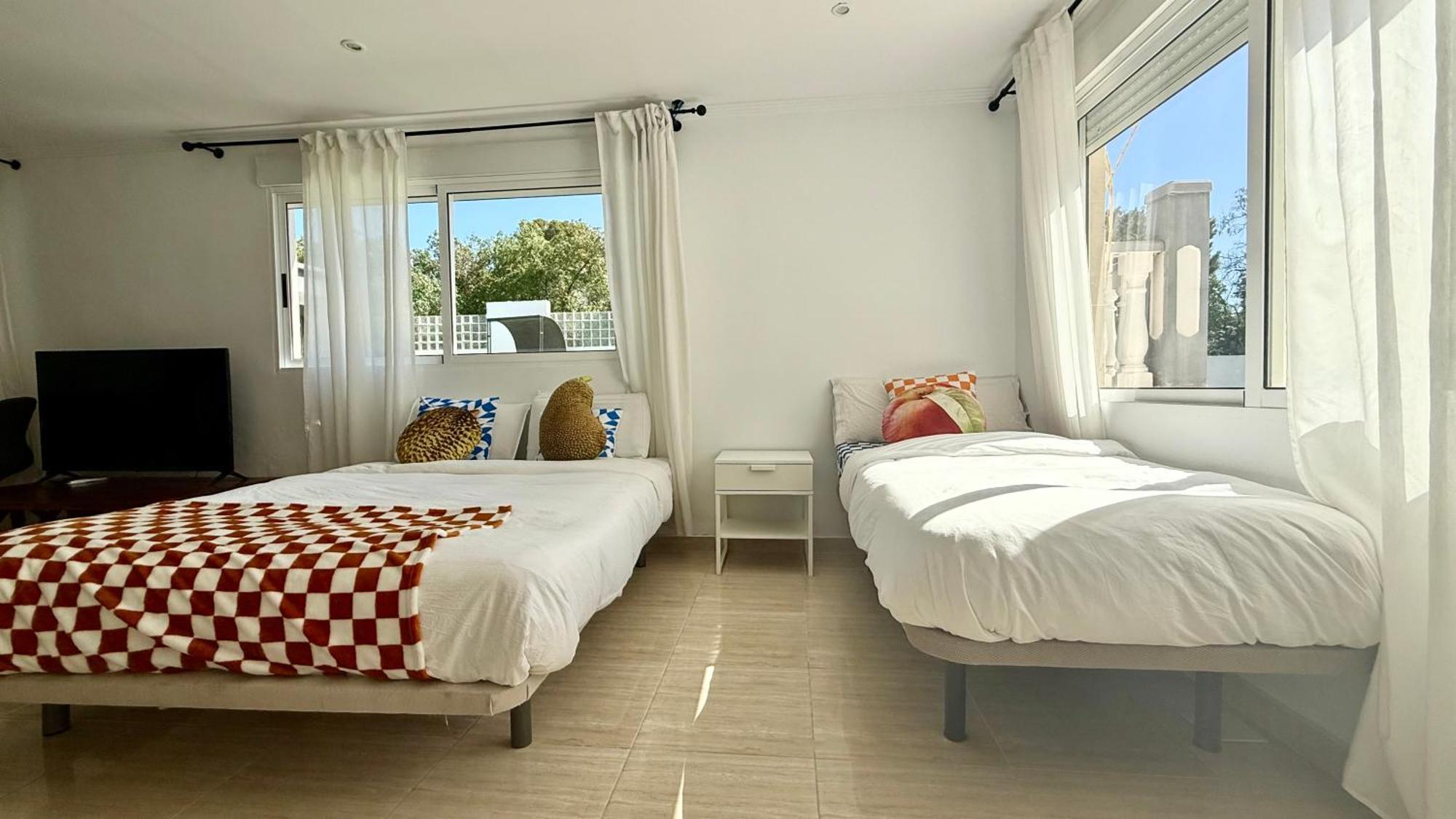 Kiwidestiny Alicante San Juan  Стая снимка